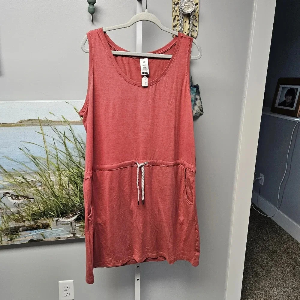 Red Sleeveless Scoop Neck Sundress